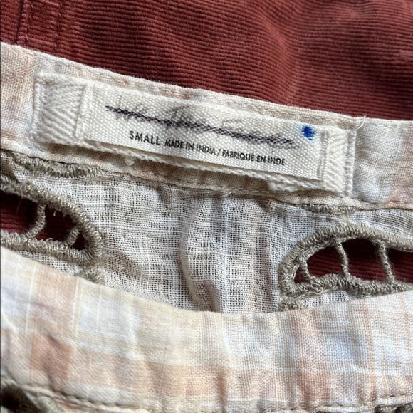 We the Free cut out top🍁🍂 - Picture 3 of 7